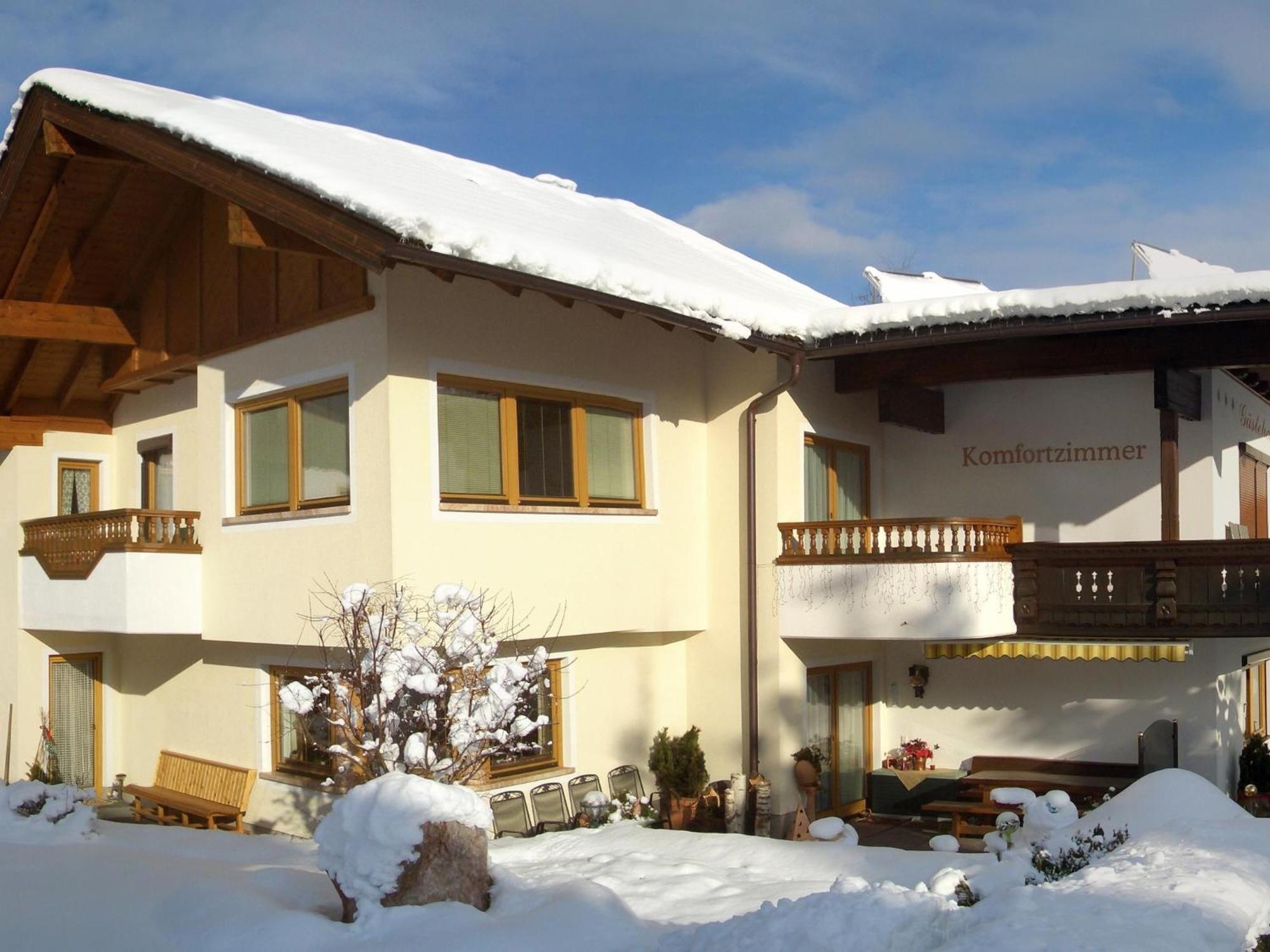 Gaestehaus Burgi Fügen Zewnętrze zdjęcie